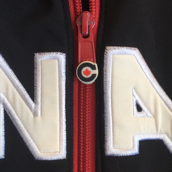 Canada 2010 Olympic soft shell jacket hooded sz S - Picture 6 of 8